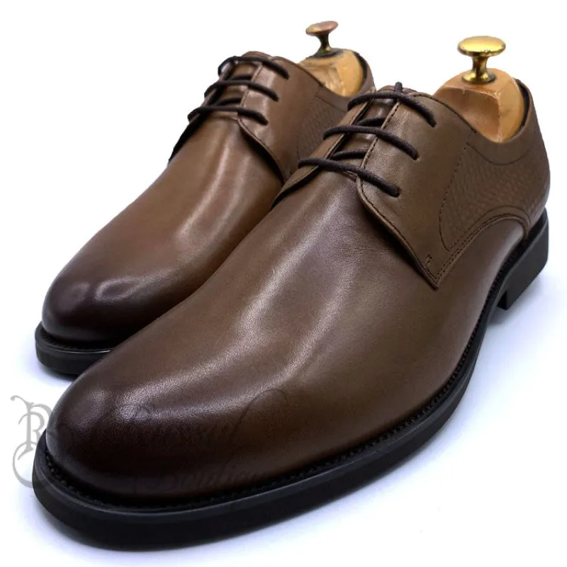 Brown leather lace-up shoes by CLK