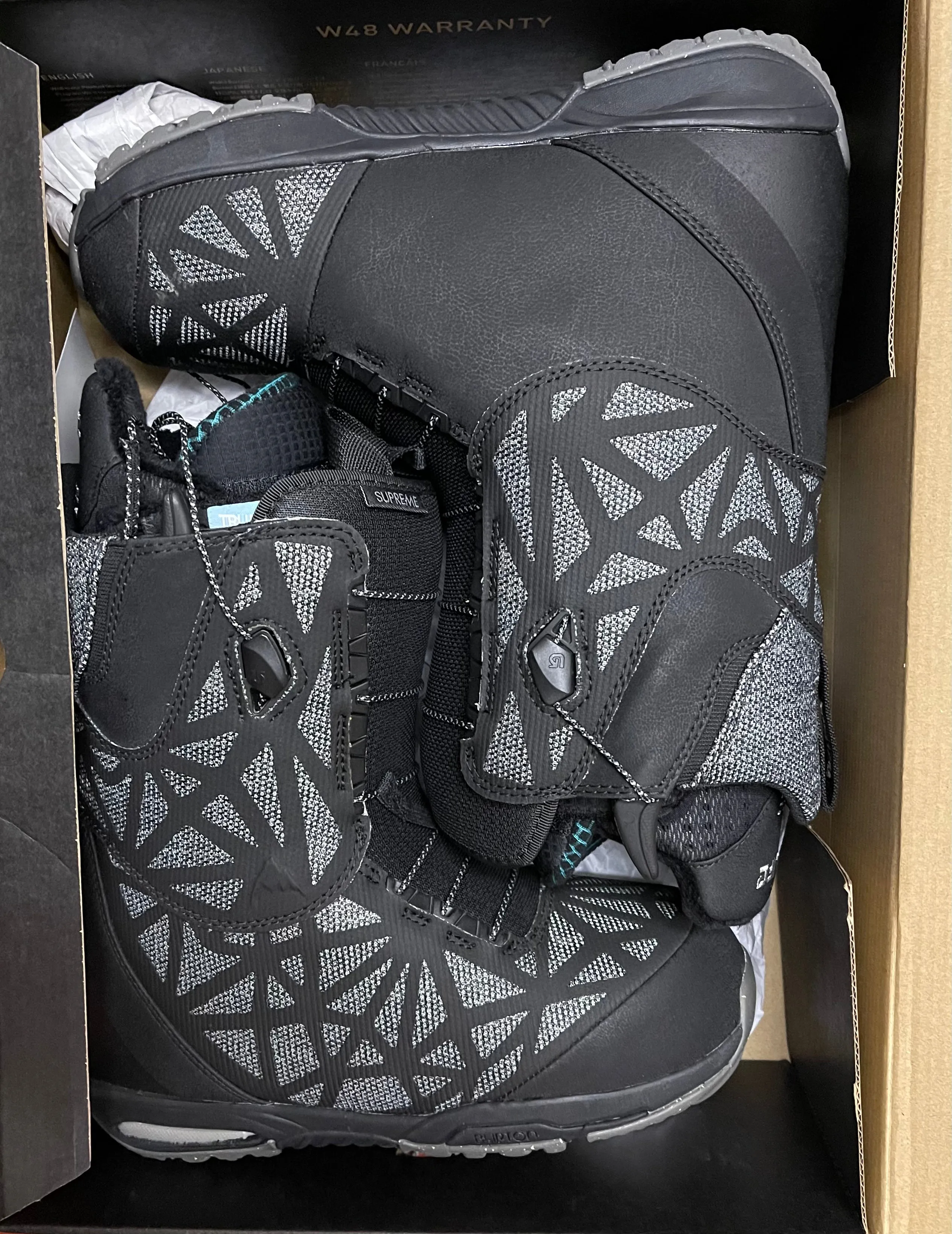 Burton Supreme Women's Snowboard Boot - Clearance Sale