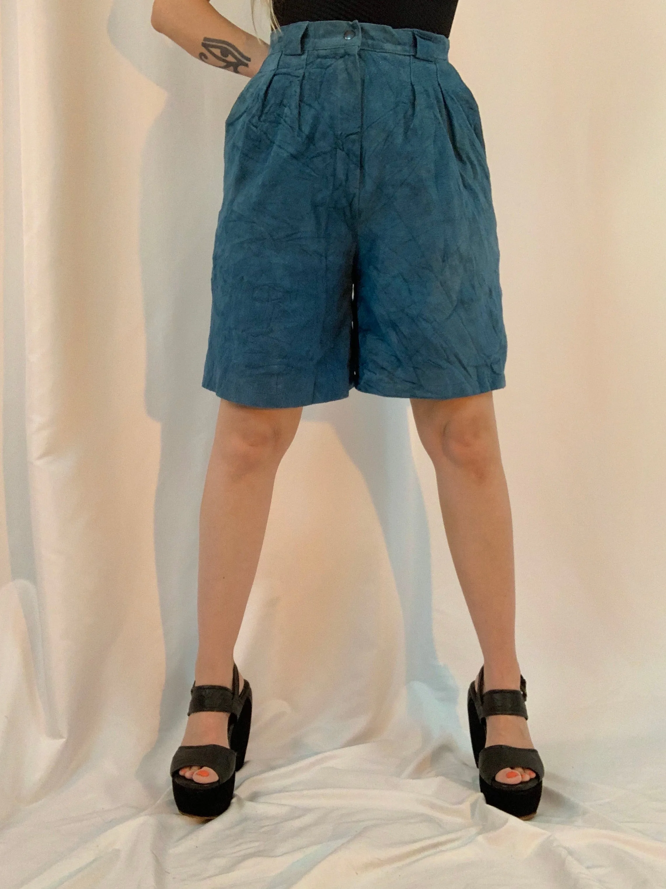 Charcoal suede pleated shorts