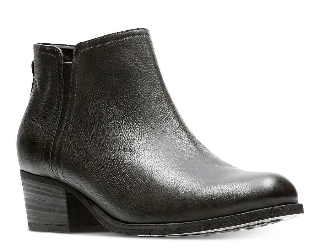 Clarks Artisan Women’s Maypearl Ramie Ankle Booties