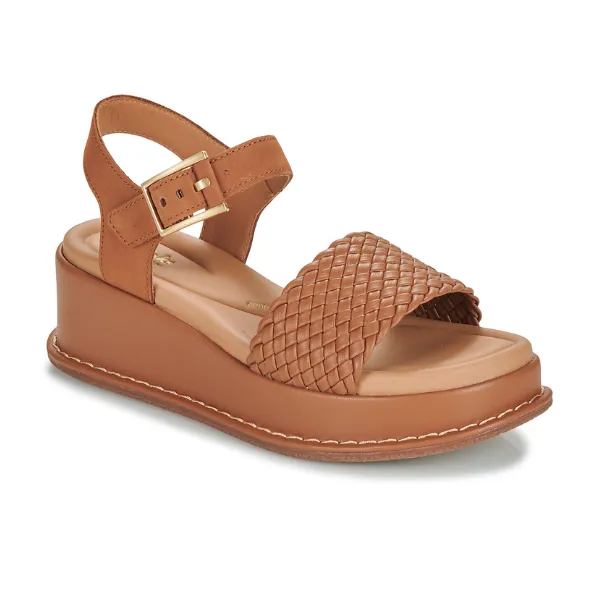 Clarks Women's Kimmei Bay Platform in Tan Leather