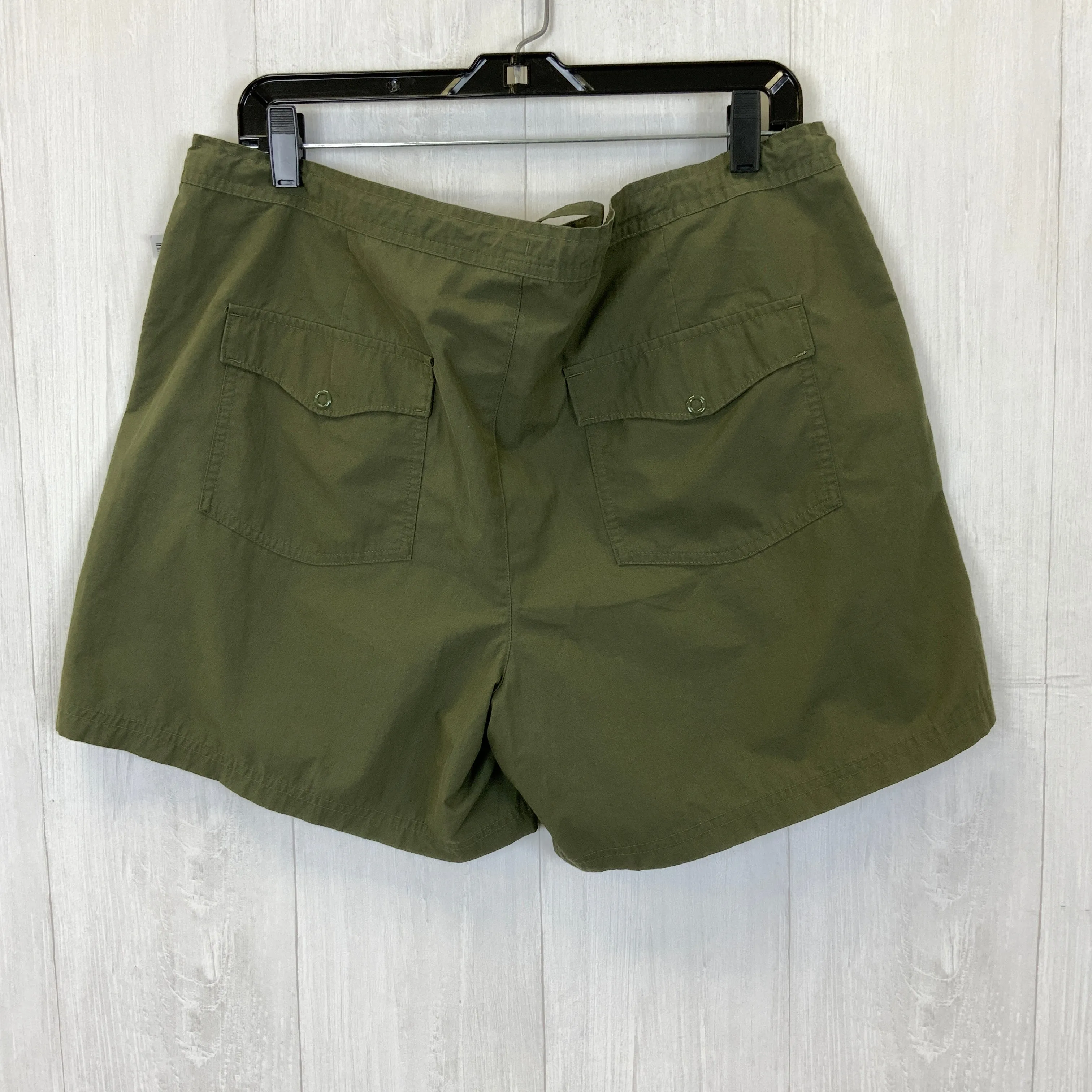 Columbia XL Shorts