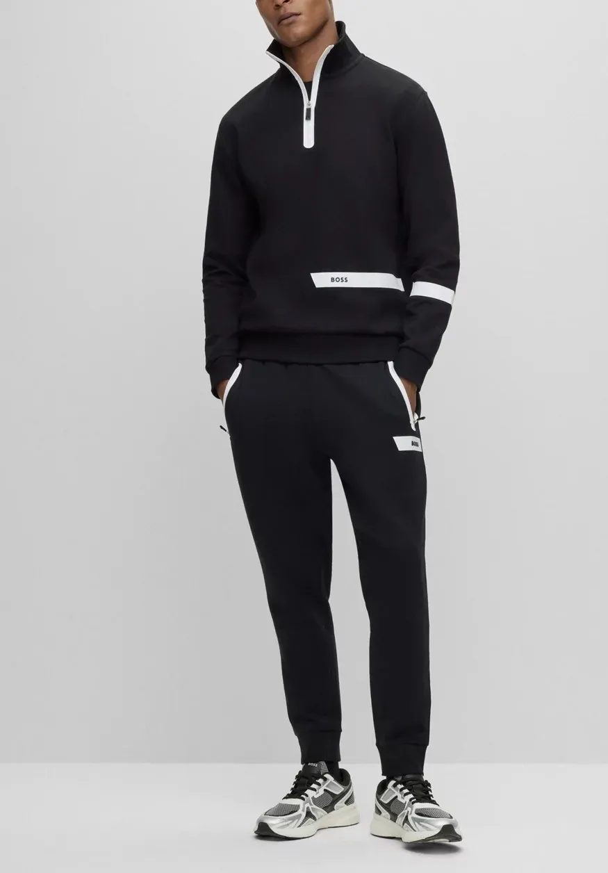 Hugo Boss | Long Sleeves Cotton Logo Sweatshirts | Unisex.