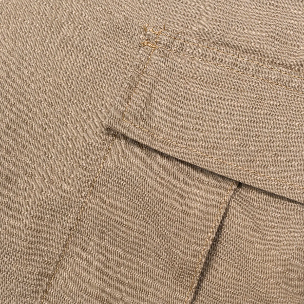 The result is Carhartt WIP Cargo Pants Regular Fit